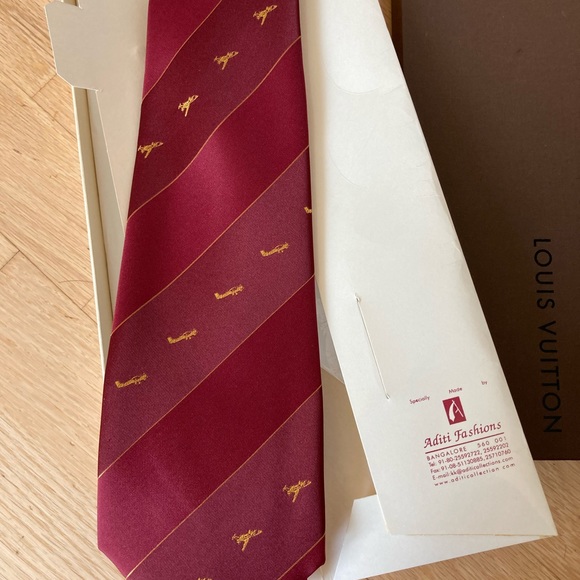 Other - Brand New LouisVuitton airplanes printed tie